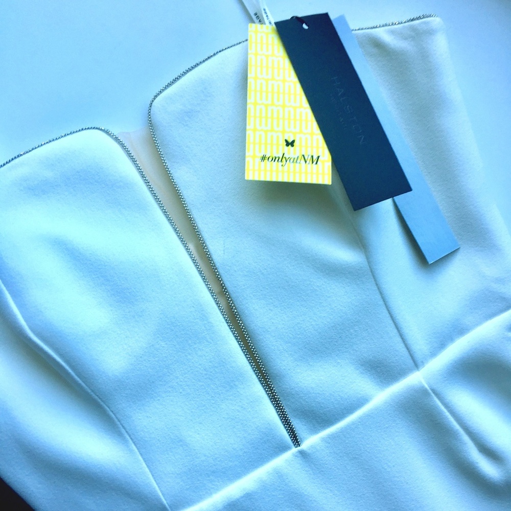 Halston Heritage Sexy Deep V Strapless Crepe Gown